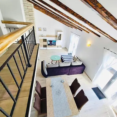 In With Sea View, Balcony, Air Conditioning, Wifi 4325-1 *