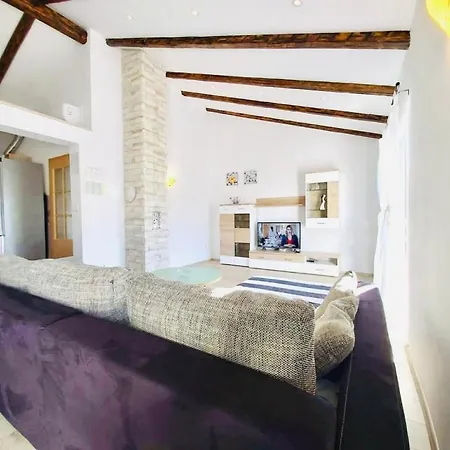 In With Sea View, Balcony, Air Conditioning, Wifi 4325-1 Appartement