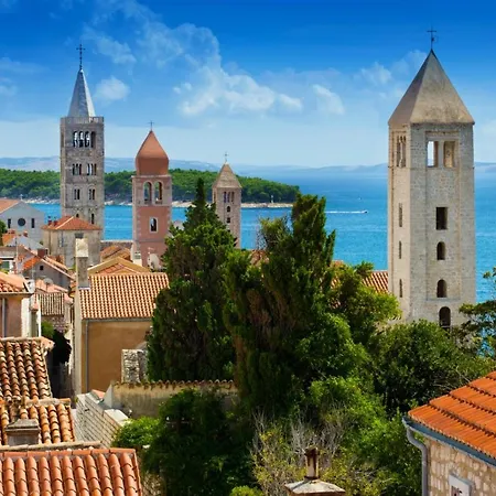 Appartement In With Sea View, Balcony, Air Conditioning, Wifi 4325-1 *