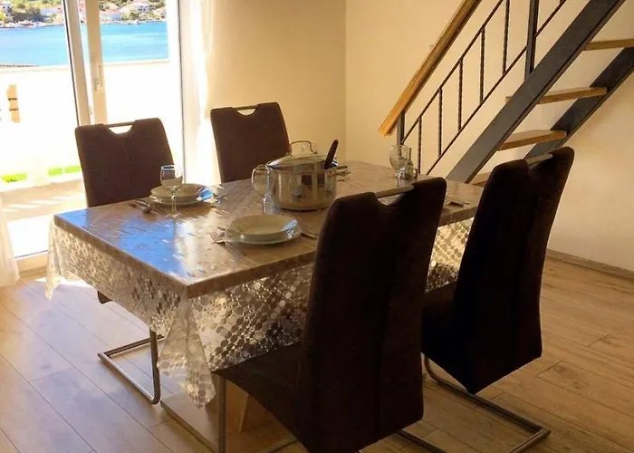 In With Sea View, Balcony, Air Conditioning, Wifi 4325-1