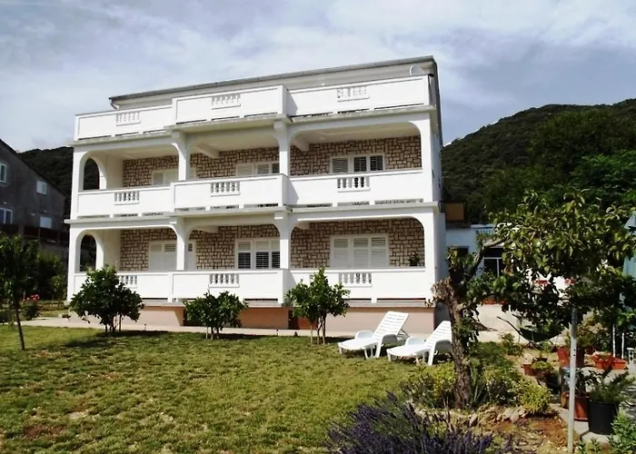 Appartement In With Sea View, Balcony, Air Conditioning, Wifi 4325-1 *