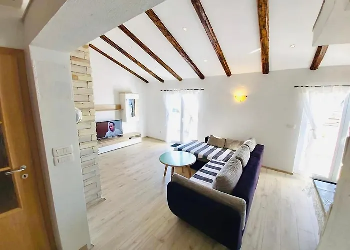 In With Sea View, Balcony, Air Conditioning, Wifi 4325-1 Appartement Supetarska Draga