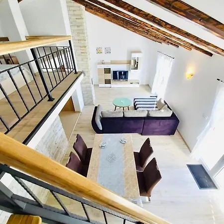 In With Sea View, Balcony, Air Conditioning, Wifi 4325-1 Lejlighed *