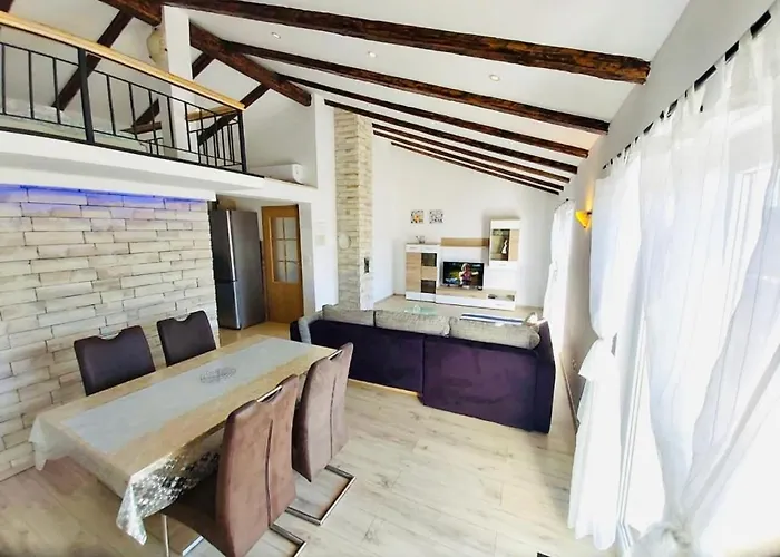 In With Sea View, Balcony, Air Conditioning, Wifi 4325-1 Daire