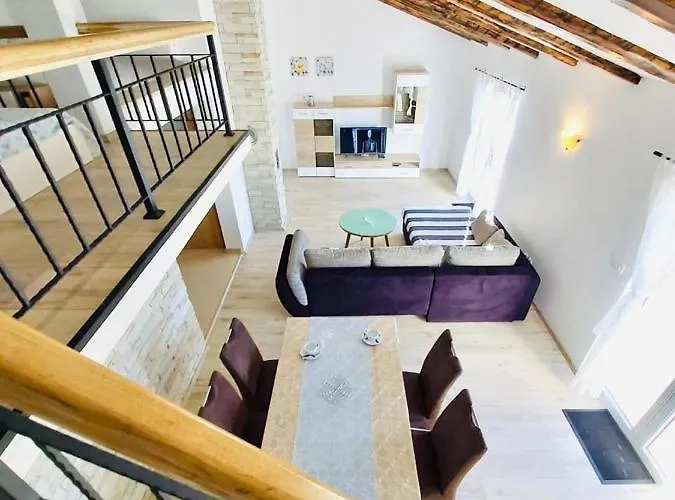 In With Sea View, Balcony, Air Conditioning, Wifi 4325-1 Apartment *