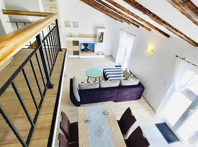 In With Sea View, Balcony, Air Conditioning, Wifi 4325-1 *