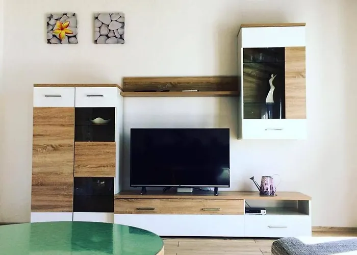 Apartmán In With Sea View, Balcony, Air Conditioning, Wifi 4325-1